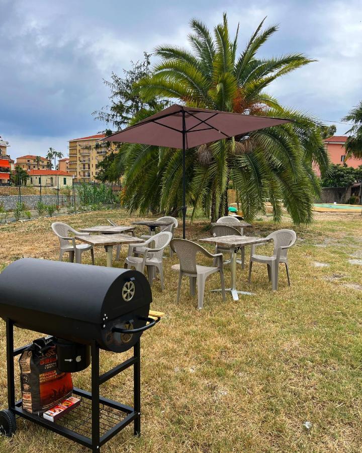Il Gattino Di Porto - Apt 5 - Bilocale Terrazzo Piscina อิมเปรีอา ภายนอก รูปภาพ