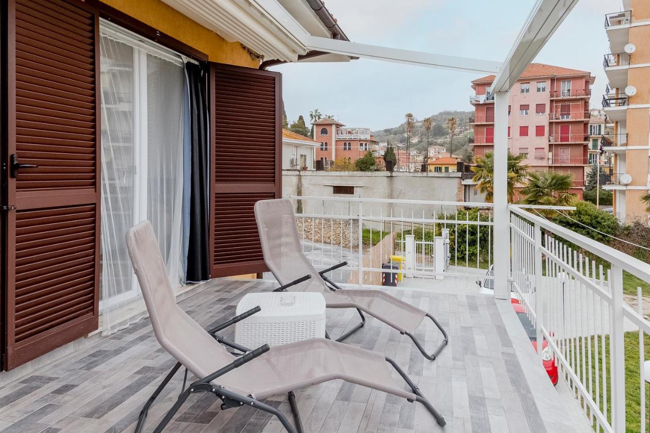 Il Gattino Di Porto - Apt 5 - Bilocale Terrazzo Piscina อิมเปรีอา ภายนอก รูปภาพ