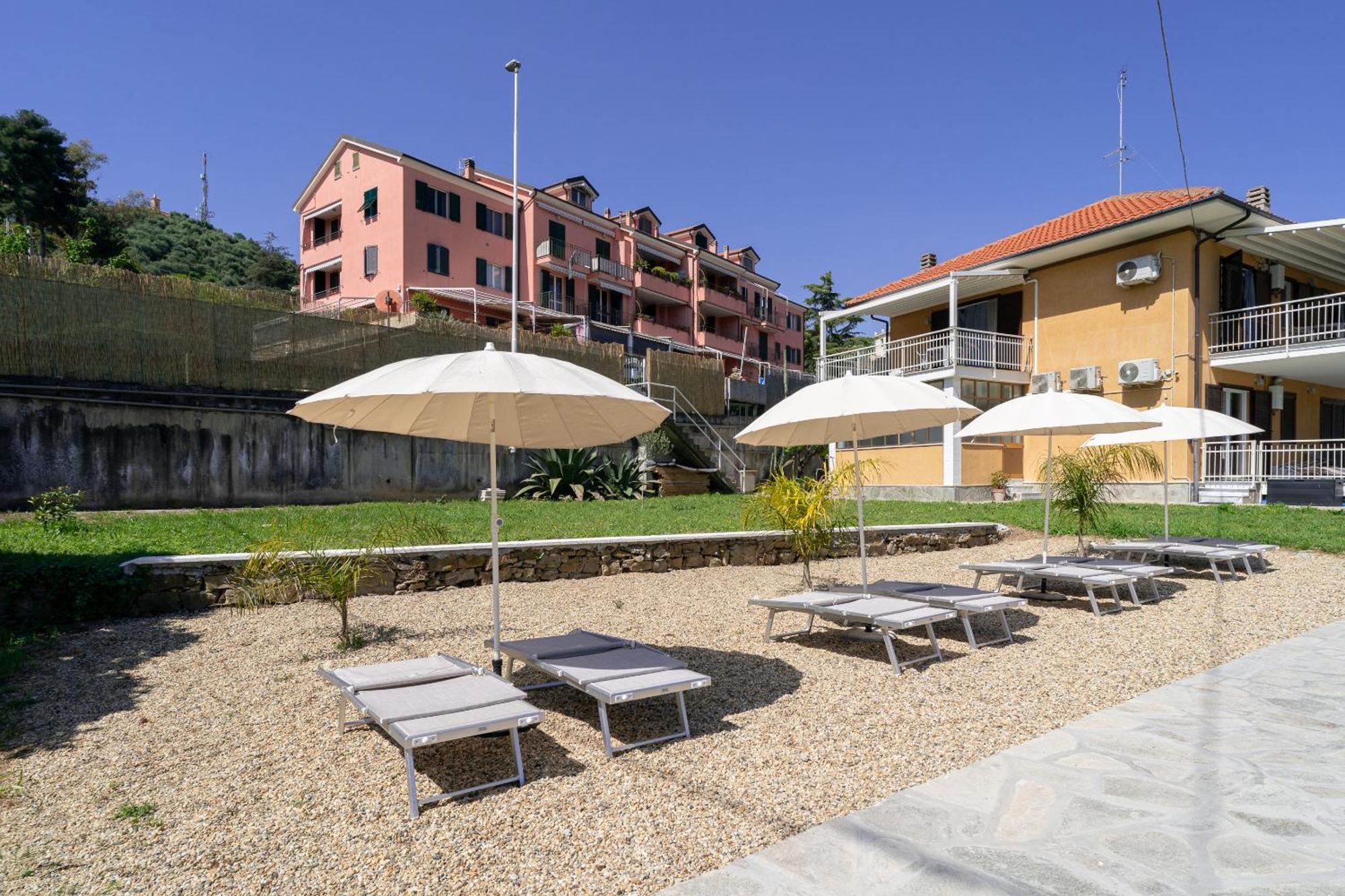 Il Gattino Di Porto - Apt 5 - Bilocale Terrazzo Piscina อิมเปรีอา ภายนอก รูปภาพ