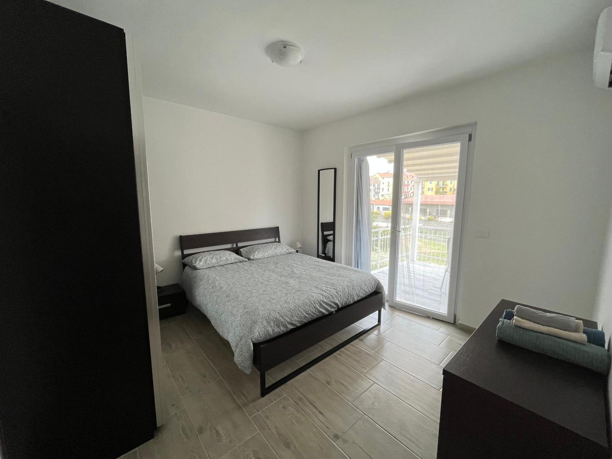 Il Gattino Di Porto - Apt 5 - Bilocale Terrazzo Piscina อิมเปรีอา ภายนอก รูปภาพ